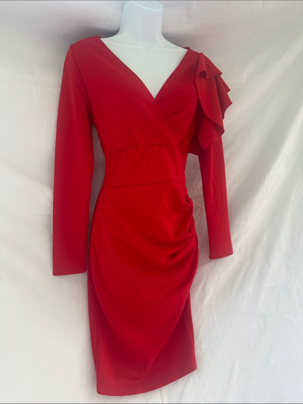 Women's Red Long-Sleeve V-Neck Ruffle Sheath Dress